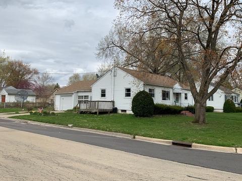 200 Cedar St, Morrison, IL 61270 photo 2
