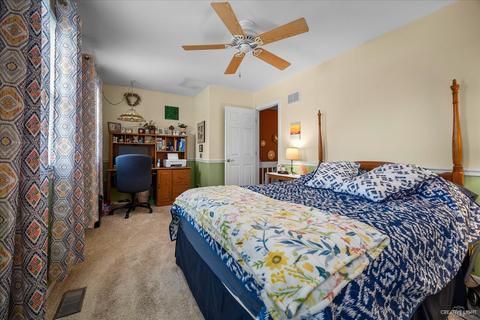 711 Mariner Ct, Elgin, IL 60120 photo 13