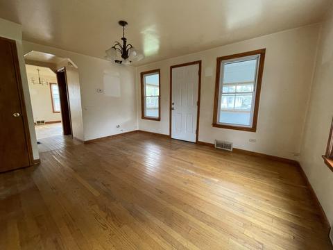 628 Hinman St, Aurora, IL 60505 photo 8