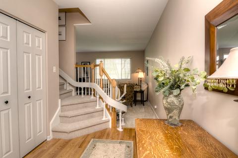 22 Clara Ct, Algonquin, IL 60102 photo 2