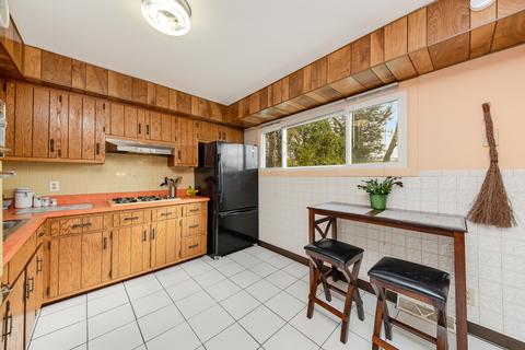 2206 Plainfield Rd, Crest Hill, IL 60403 photo 5