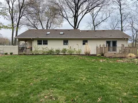 429 S Main St, Seneca, IL 61360 photo 1