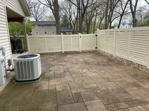 429 S Main St, Seneca, IL 61360 photo 3