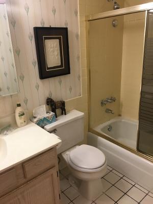 5400 Carriageway Dr #214, Rolling Meadows, IL 60008 photo 8
