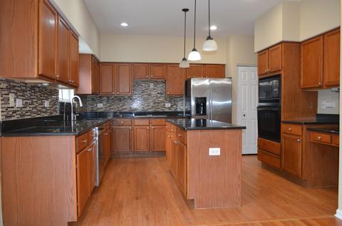 839 Teasel Ln, Aurora, IL 60504 photo 11