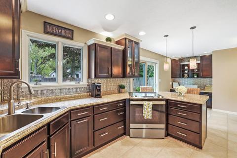 1014 Devonshire Dr, Champaign, IL 61821 photo 25