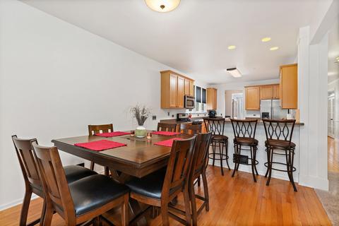 1452 Walnut Dr, West Dundee, IL 60118 photo 9