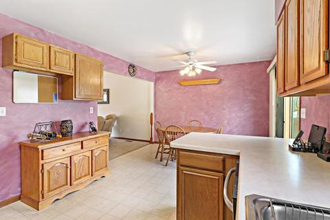 1914 Orchard Ln, Mchenry, IL 60050 photo 8