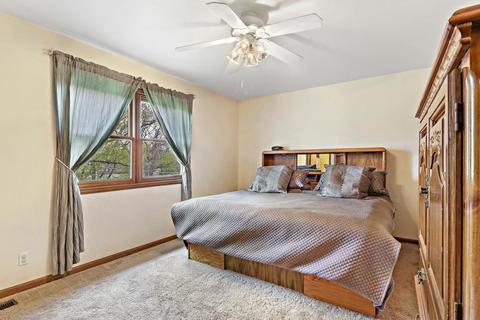 1914 Orchard Ln, Mchenry, IL 60050 photo 10