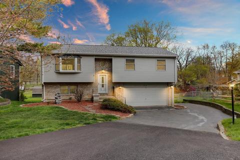 1914 Orchard Ln, Mchenry, IL 60050 photo 1