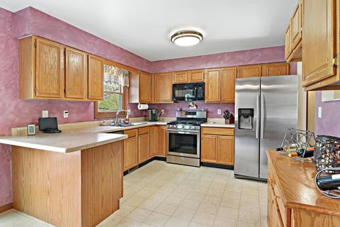 1914 Orchard Ln, Mchenry, IL 60050 photo 6