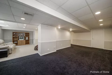 1200 Eagle Ct, Wheaton, IL 60189 photo 23