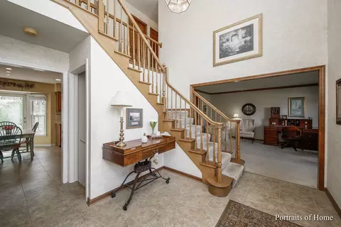 1200 Eagle Ct, Wheaton, IL 60189 photo 5