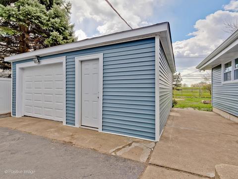 99 E Walnut Ave, Des Plaines, IL 60016 photo 27