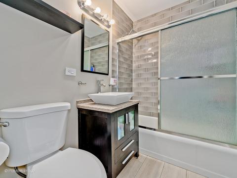99 E Walnut Ave, Des Plaines, IL 60016 photo 20