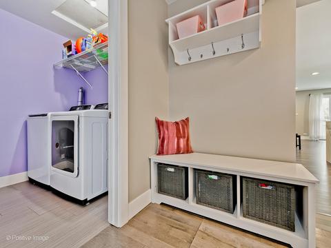 99 E Walnut Ave, Des Plaines, IL 60016 photo 21