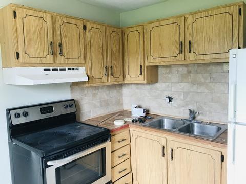 1371 Monomoy St #E2, Aurora, IL 60506 photo 5