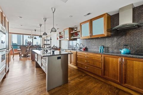 180 E Pearson St #4506, Chicago, IL 60611 photo 9