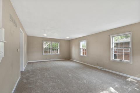 1904 Augusta Dr, Champaign, IL 61821 photo 6