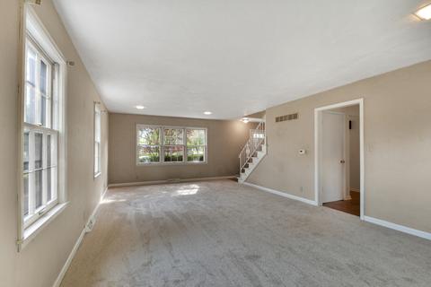 1904 Augusta Dr, Champaign, IL 61821 photo 7