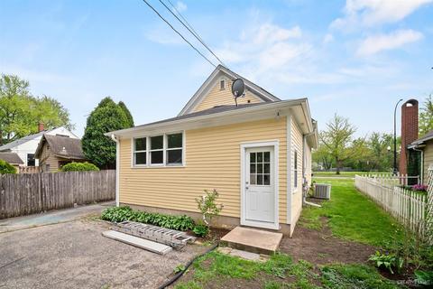 307 E State St, Geneva, IL 60134 photo 16