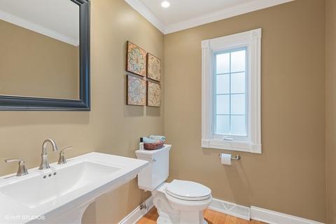 2010 Chatham Dr, Wheaton, IL 60189 photo 24