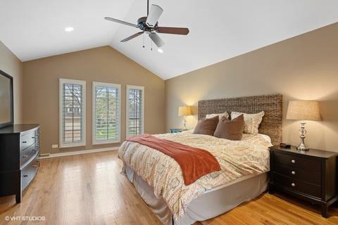 2010 Chatham Dr, Wheaton, IL 60189 photo 19