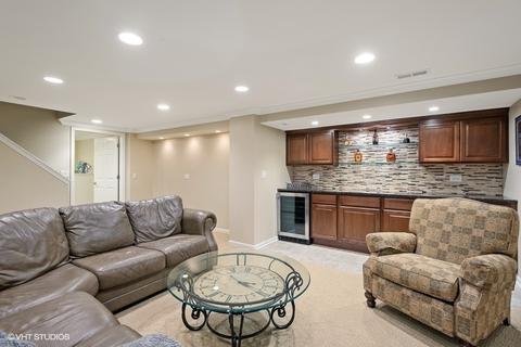 2010 Chatham Dr, Wheaton, IL 60189 photo 27