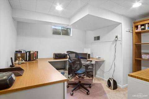 1318 Nelson Cir, Wheaton, IL 60189 photo 18