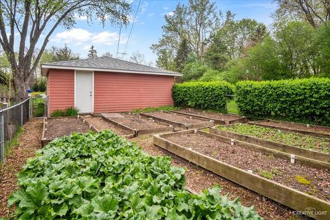 1318 Nelson Cir, Wheaton, IL 60189 photo 24