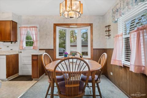 1318 Nelson Cir, Wheaton, IL 60189 photo 7