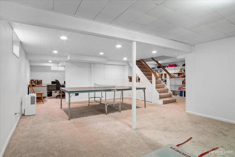 1318 Nelson Cir, Wheaton, IL 60189 photo 17