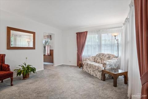 1318 Nelson Cir, Wheaton, IL 60189 photo 6
