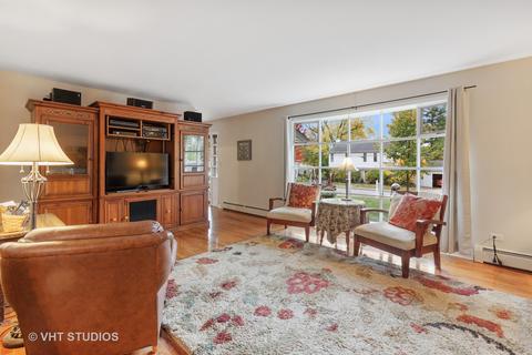 311 Elm St, Wheaton, IL 60189 photo 4