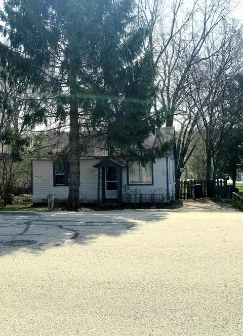 1351 N Harrison St, Algonquin, IL 60102 photo 3