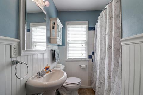 802 N Allen Ave, Mchenry, IL 60050 photo 13