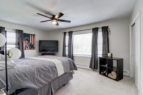 802 N Allen Ave, Mchenry, IL 60050 photo 9