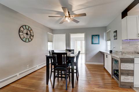 802 N Allen Ave, Mchenry, IL 60050 photo 2