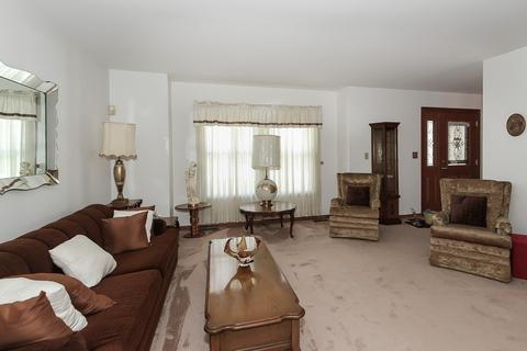 751 Falmore Dr, Bartlett, IL 60103 photo 5