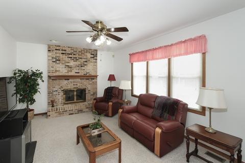 751 Falmore Dr, Bartlett, IL 60103 photo 13