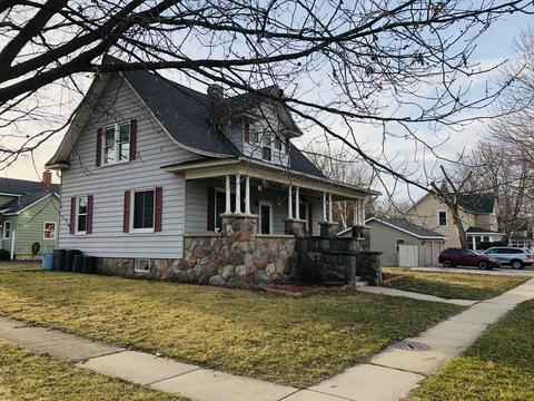 9814 Main St, Hebron, IL 60034 photo 1