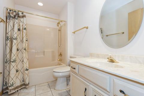 70 79th St, Willowbrook, IL 60527 photo 10