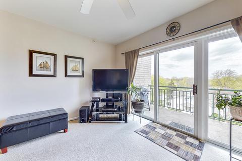 5 W Central Rd #511, Mount Prospect, IL 60056 photo 6