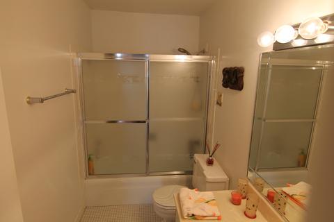1500 Harbour Dr #2N, Wheeling, IL 60090 photo 13