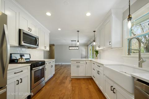 42 E Surrey Ln, Barrington Hills, IL 60010 photo 5
