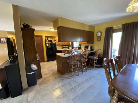 111 Cedar Dr, Clinton, IL 61727 photo 8