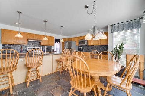 2241 Moser Ln, Algonquin, IL 60102 photo 3