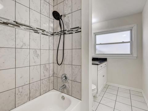790 Milton Ln, Hoffman Estates, IL 60169 photo 15