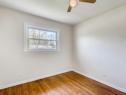 790 Milton Ln, Hoffman Estates, IL 60169 photo 20