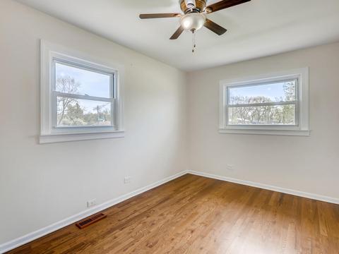 790 Milton Ln, Hoffman Estates, IL 60169 photo 18